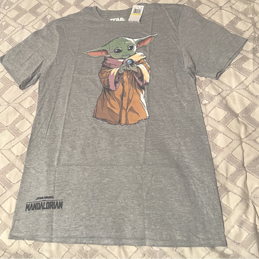 Unisex Star Wars Mandalorian T-Shirt